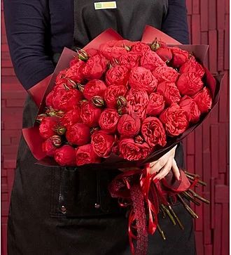 Букет цветов для мужчин «Поэма» их красных роз